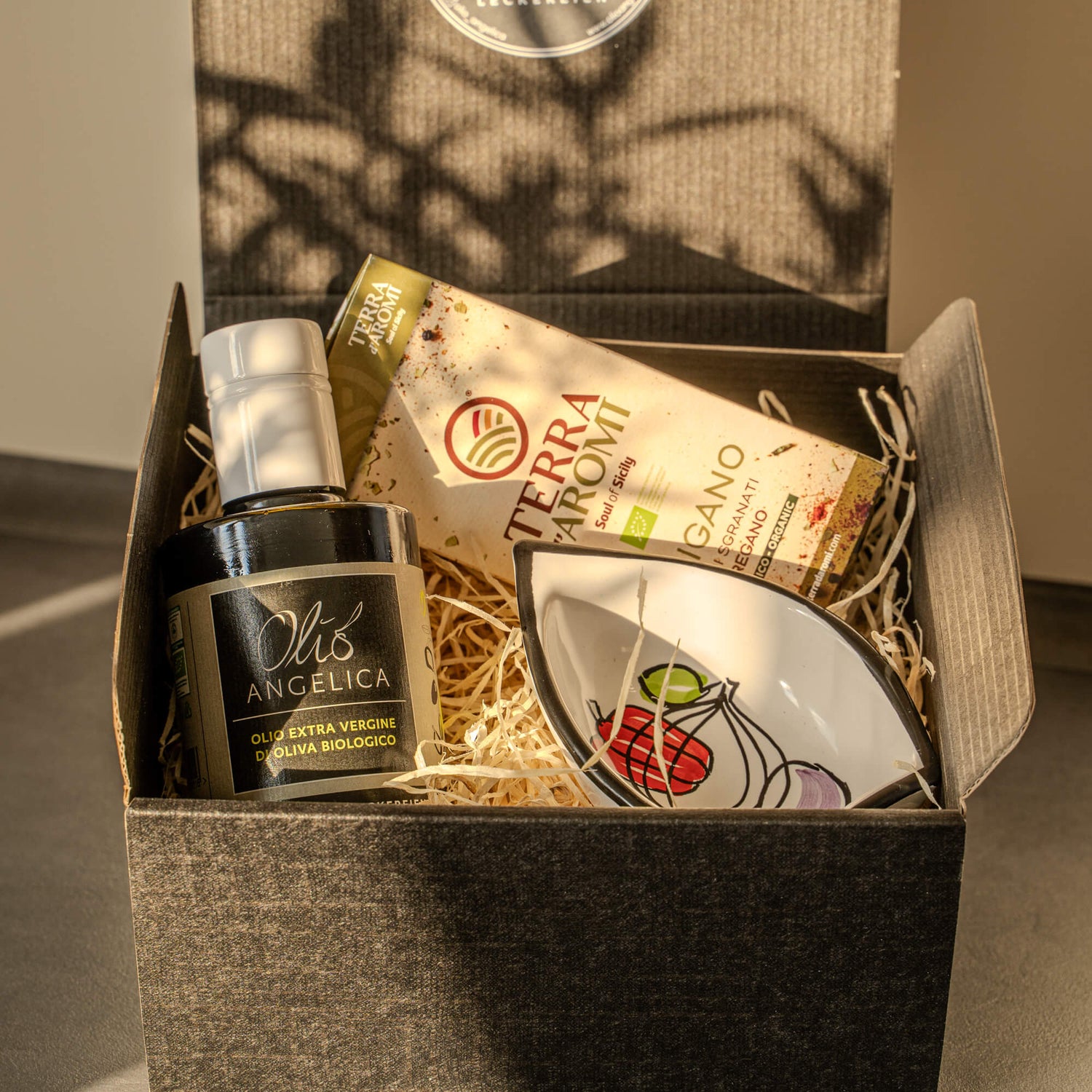 Geschenkbox mit Keramik & Oregano